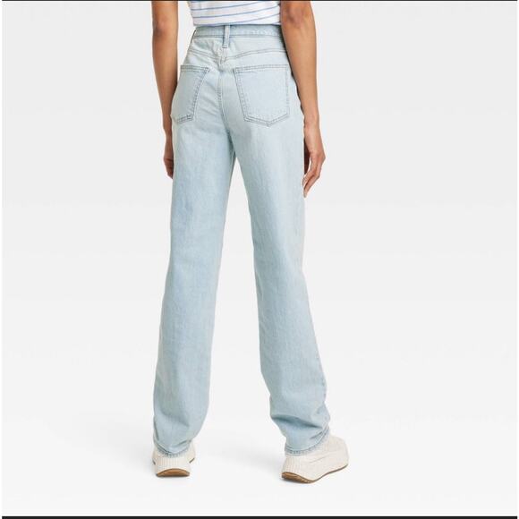 Universal Thread Jeans - Size 2 - Picture 2 of 12